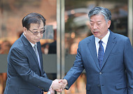 '서해 공무원 피격' 서훈·김홍희 2심도 무죄...유족 "국제형사재판소에 제소할 것"