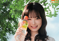 싱어송라이터 한로로, 롯데칠성 ‘2% 부족할 때’ 새 얼굴 됐다