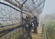 [단독] 軍 후방 경계, 이르면 내년부터 '사설 경비업체'가 맡는다