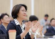 "이 심장이 더 빠르게 뛰게 하겠다"…추미애 "삼성·SK하이닉스 팹 속도전 환영, 경기도가 앞장선다"