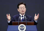 李 대통령, 홍명보 없는 대표팀 위로⋯"손흥민과 선수들 고생 많았다"