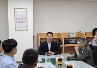 “반도체·피지컬 AI를 지역 성장동력으로”...최정호 익산시장