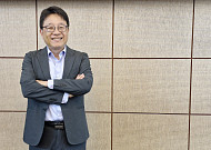 린홍원 "메모리는 중국이 끝까지 추격…디스플레이 전철 밟을 수도" [중국 반도체 굴기 2026 上]