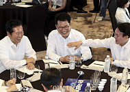 더불어민주당 워크숍, 차기 당권 주자 한 자리에 [포토]