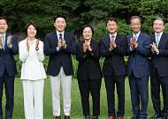 강훈식 “반도체 추가세수 활용 ‘미래대응기금’ 신설…메가프로젝트 지원”