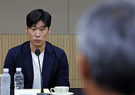 박지성 “한국 축구 지금까지 했던 대론 안 돼”...K-축구 혁신위 전격 출범[현장]