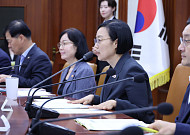 한성숙 "AI 민주정부 구현…산업전환 고용안정·항공안전평가 대응" [종합]
