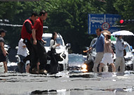 경북 경산 40도 육박...전국 곳곳 ‘폭염주의보→경보’ 확대 발효