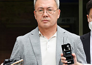 ‘내란 가담’ 강호필 前지상작전사령관 구속영장 기각