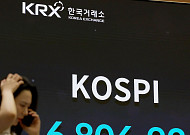50대 이상 주식투자 660만 명…노후자금까지 증시로 몰렸다