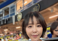 '한화 팬' 신지 시구 거절 후폭풍⋯코요태 축하공연도 없던 일로