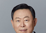 롯데그룹, 오늘 CEO 총출동…첫 연사 강연‧AI 에이전트 전시도[롯데 VCM]