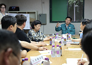 "당선되면 다시 오겠다" 그 약속 지켰다…이상일, 광교포레듀엔 주민 곁으로