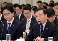 김종철 방미통위원장 “방송미디어통신진흥원 출범에 속도”⋯AI 생성물 표시제 추진