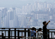 세금·금리까지 총동원했는데⋯서울 아파트 매물은 되레 줄었다