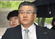 ‘관저이전 봐주기 감사’ 유병호 감사위원 구속