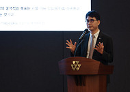 코오롱티슈진 “TG-C 실패 아닌 절반의 성공”...10월 2차 임상 결과에 승부