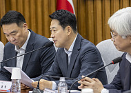 장동혁 "李 대통령, 부동산 '아무 말 대잔치'…초현실적인 정책만 줄줄"