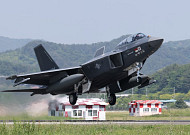 KF-21 인니 수출 가시권…공동개발국서 첫 해외 고객으로 전환하나
