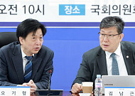 與野 모두 정조준한 '삼전·닉스 ETF'…정무위 첫 현안 부상