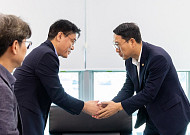 김재준 군산시장·문성요 새만금청장 회동… "산업용지 확충·기반시설 조속 추진"
