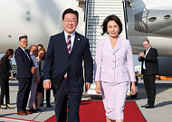 순방 마친 李대통령, 내치 드라이브…부동산·증시 안정 해법 주목