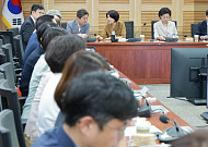 與 서울지역 의원들, 부동산 세제개편에 “시장 영향 모니터링”