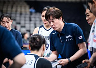한국 여자농구, 일본에 59-77 완패…한일전 6연패