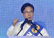 [프로필] ‘DJ맨’ 김민석…18년 정치 공백 딛고 집권여당 수장으로