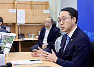 새만금, 공공 주도 개발로 전환⋯사업 기간 15년 앞당긴다 [종합]