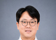 [데스크 시각] 문어발 털어낸 카카오…왜 AI에 올인했나