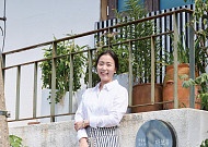 "특히 중장년에겐 명상이 필요해요"