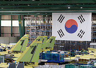 [르포] 손끝에서 태어나 ‘1만시간 무사고’…KF-21 산실 [KAI의 다음 비행]