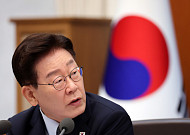 李대통령, 양대 노총 만나...메가프로젝트·정년연장 쟁점 논의