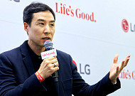 카톡으로 집과 대화한다…LG전자 ‘씽큐 클로’ 공개 [IFA 2026]