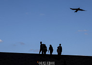 절기상 '백로' 청량한 가을 하늘 아래 [포토]