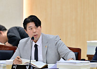 “사직을 물었는데 왜 북항을”…부산시 사직야구장 행정에 ‘말 바꾸기’ 논란