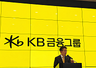 이재근 "1등에 안주하지 않겠다"⋯ 회장 권한부터 나눈다 [종합]