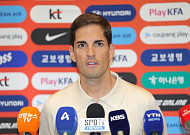 모레노, 대전·전북 ACLE 이틀 연속 관전⋯태극전사 직접 점검