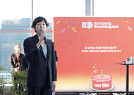 김정수 삼양식품 회장, 창립 65주년 기념행사서 임직원과 소통