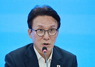 김민석, 경기도 'DMZ다큐영화제' 축소 직격…"계약 파기나 다름없어"