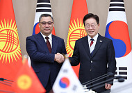 韓-키르기스스탄, 도시개발부터 핵심광물까지…18건 협정·MOU