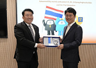 태국·체코에서 잇따라 찾은 카카오모빌리티…자율주행차 시승