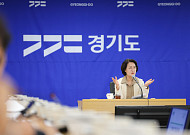 추미애, ‘재정 조기경보’ 구축 지시…세입·채무위험 상시감시
