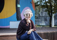 나이 60, 생판 남들과 ‘가족’ 됐다