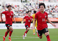 남자 축구 결승은 한일전⋯한국, 4회 연속 金 도전 [아시안게임]