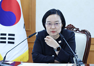 정부, 해외 기술유출 차단 논의...한성숙 총리 “처벌 실효성 강화해야”