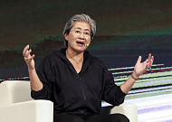 리사 수 AMD 회장 “반도체는 팀 스포츠”⋯삼성ㆍSK와 AI 메모리 협력 강조