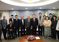 충남, 15개 시군 특성 살린 ‘통합돌봄 모델’ 만든다