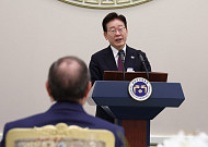 李 “기존 분양자 약정대로 대출 가능…시정 안됐다면 알려달라”